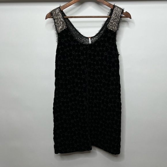 Free People Women’s Beaded Black Velvet Mini Shift Dress - Picture 3 of 15